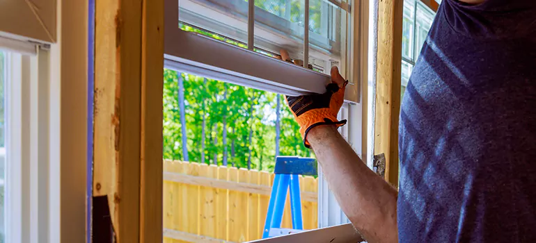 >Bay Window Curtain Rail Track in Safety Harbor, FL